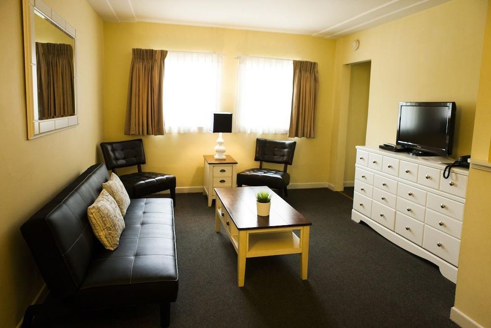 Hotel Hollywood Celebrity 2*